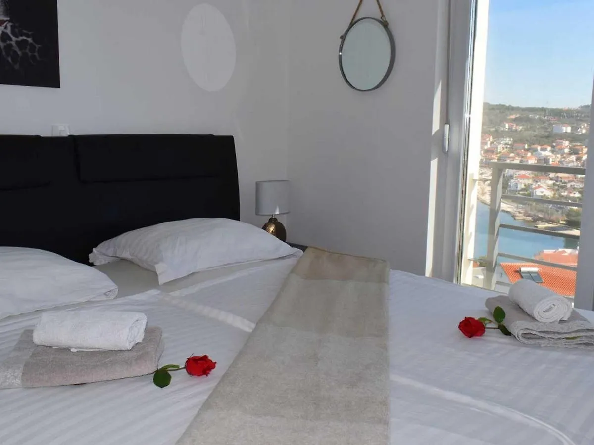 Apartment Anniken Trogir