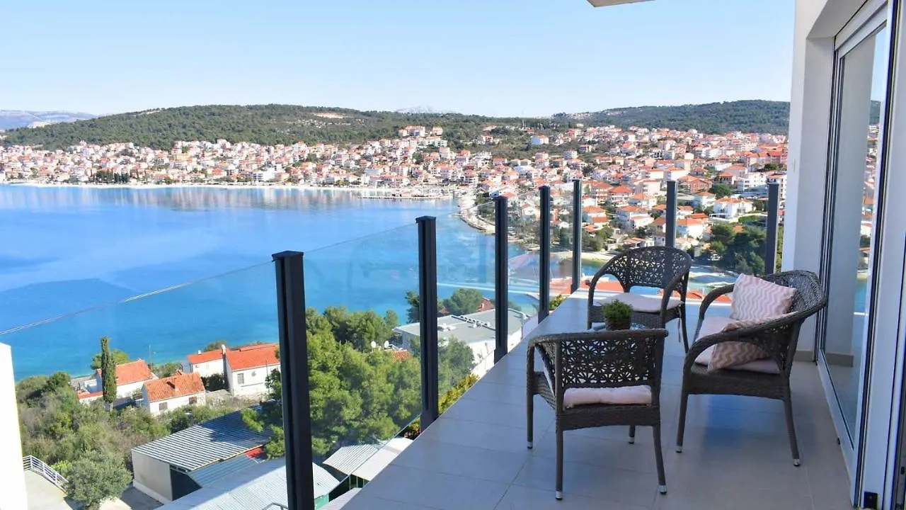 Apartment Anniken Trogir Croatia