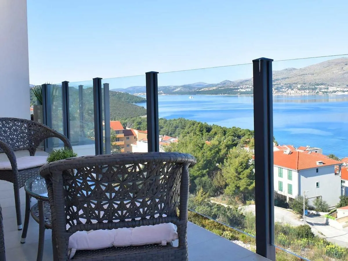 Apartment Anniken Trogir Croatia
