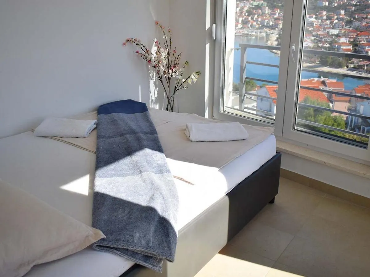 Apartment Anniken Trogir