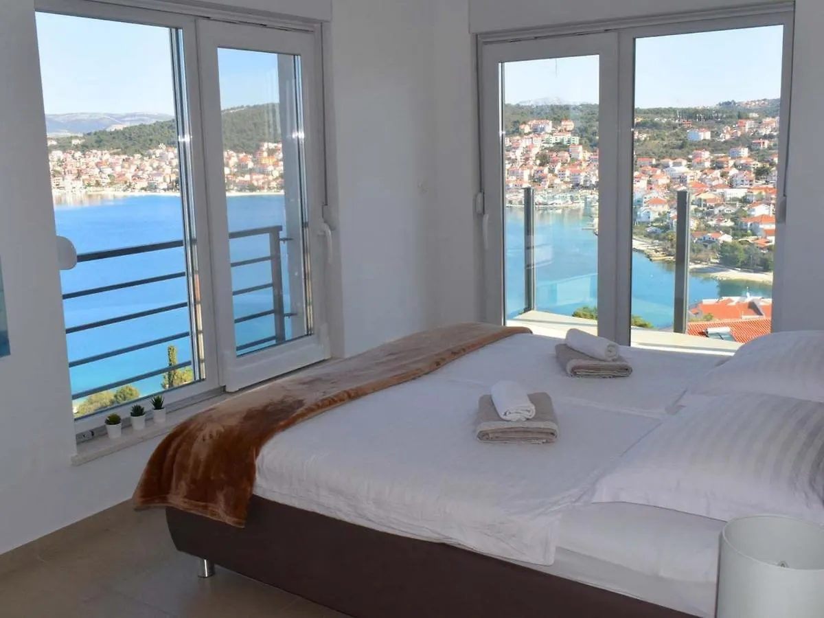 Apartment Anniken Trogir