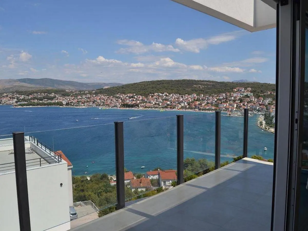 Apartment Anniken Trogir 0*,  Croatia
